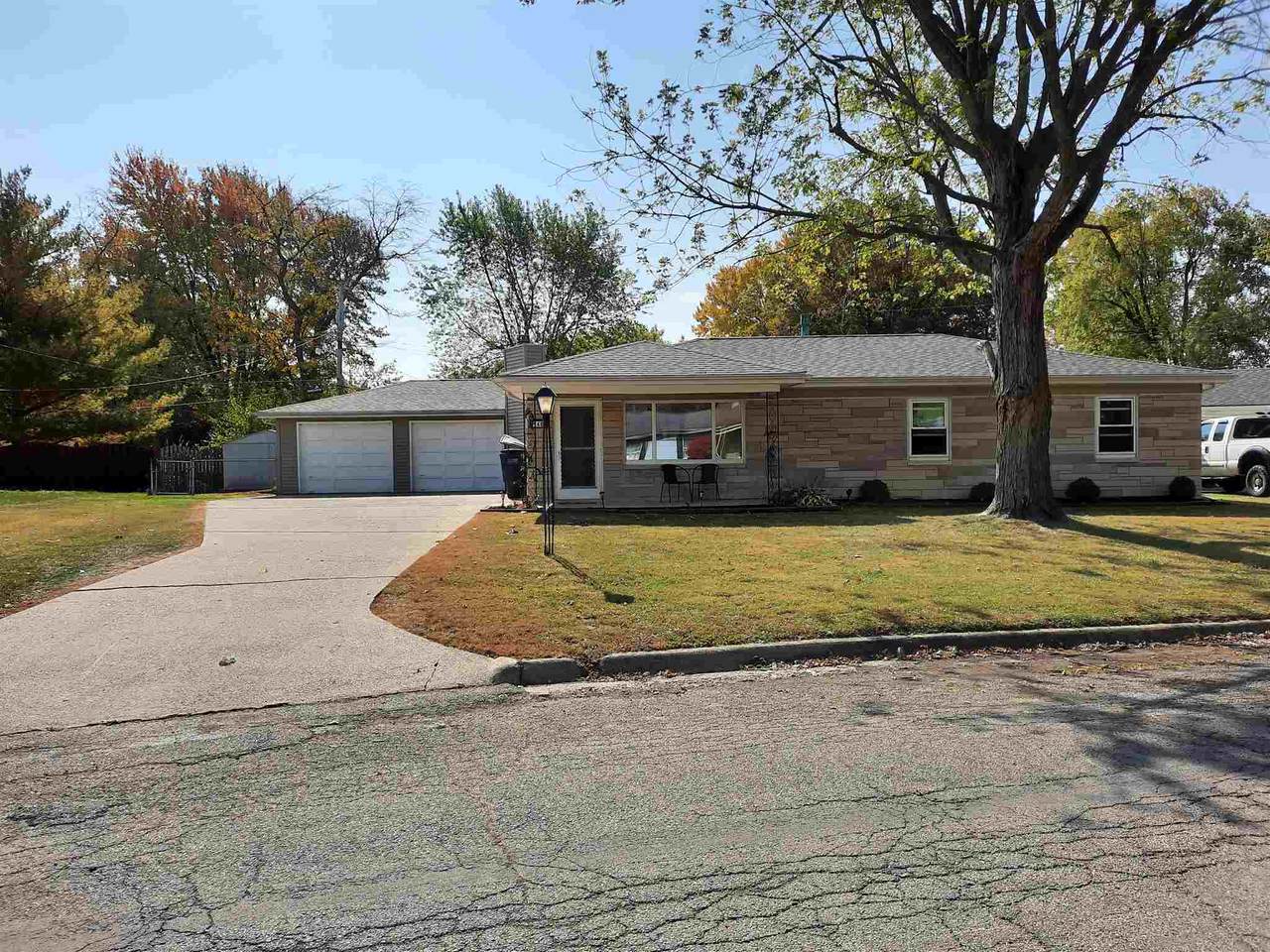 1409 Glenn Ellyn Road - Photo 1