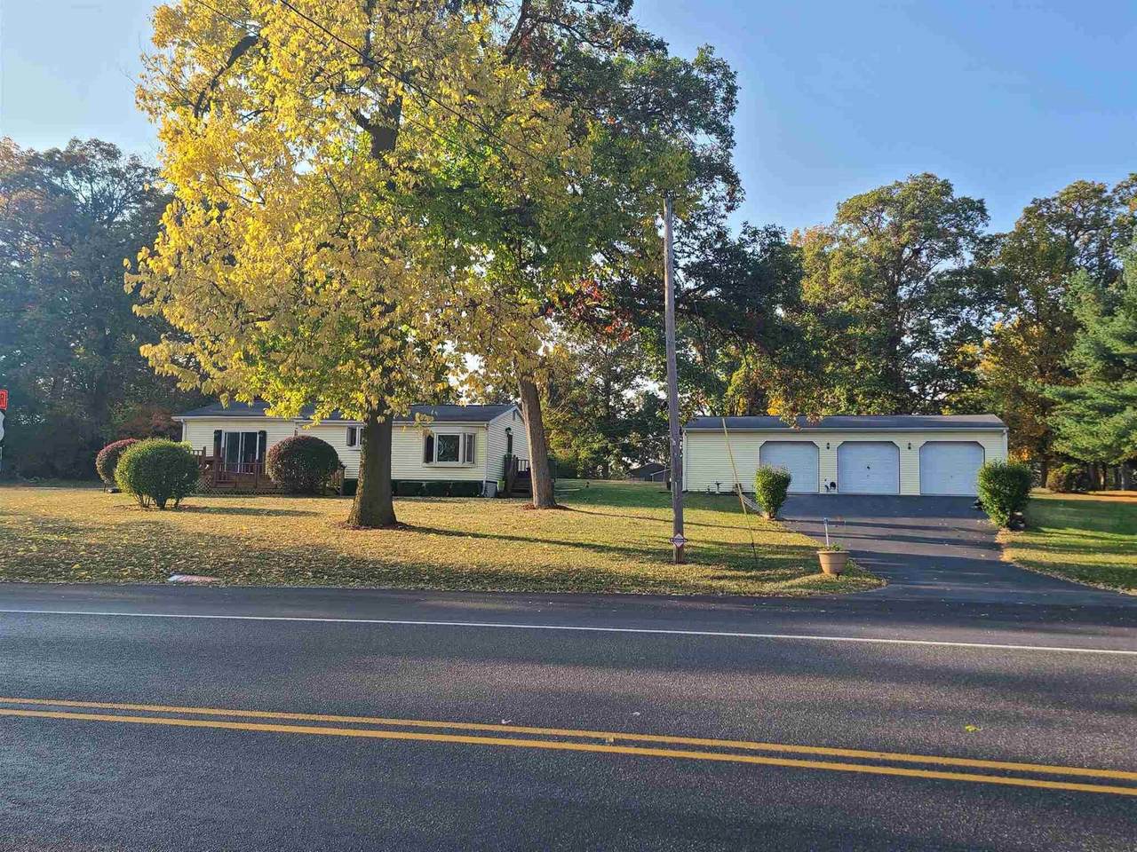 6327 State Road 16 - Photo 1