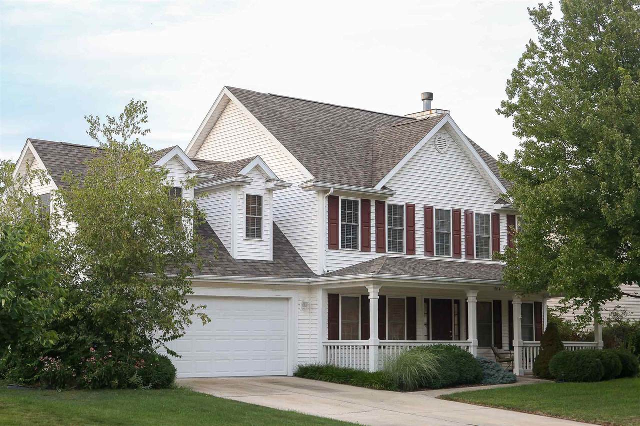 1914 Canyon Creek Drive - Photo 1