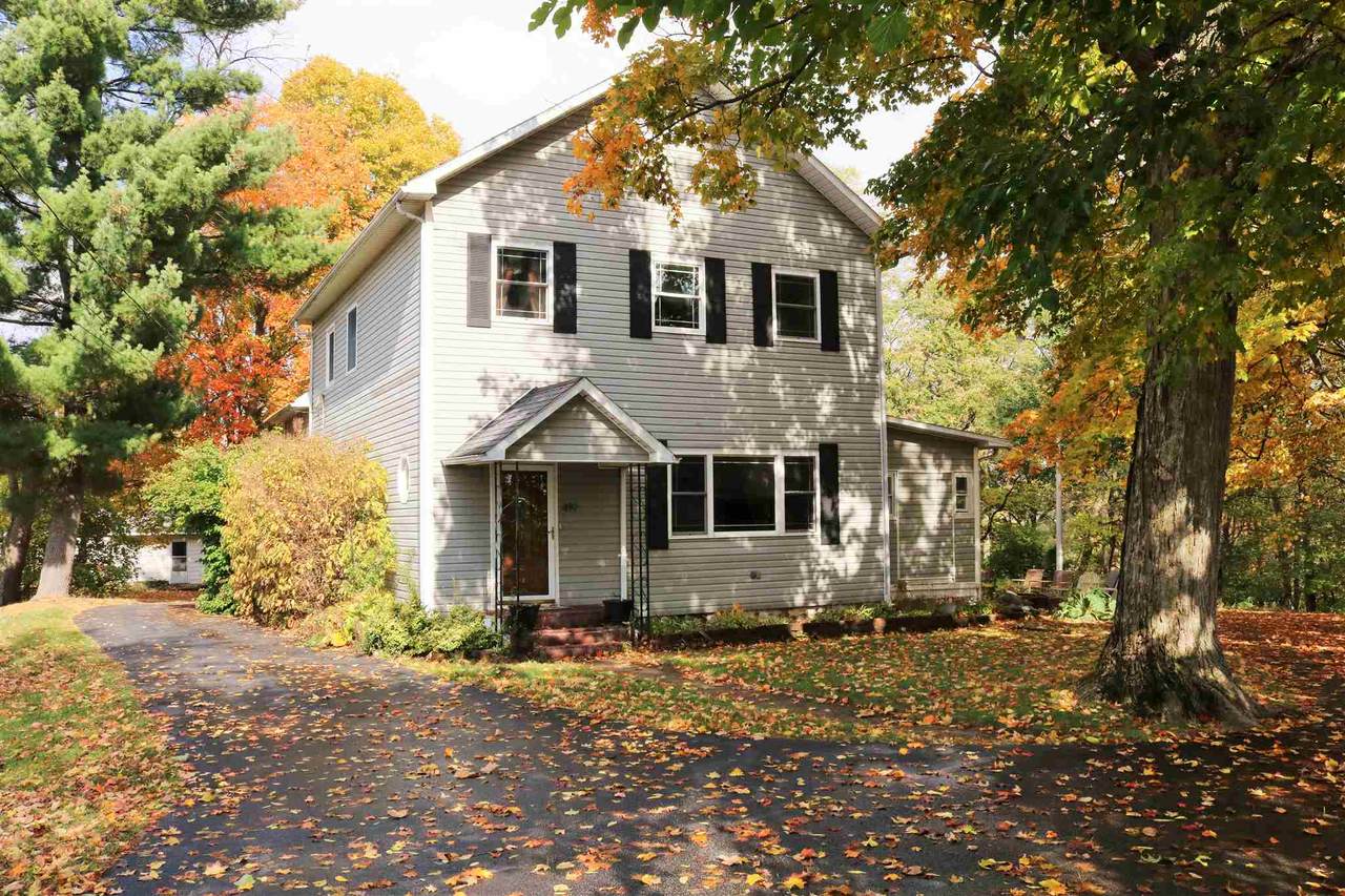 419 Ad Ho Ln - Photo 1