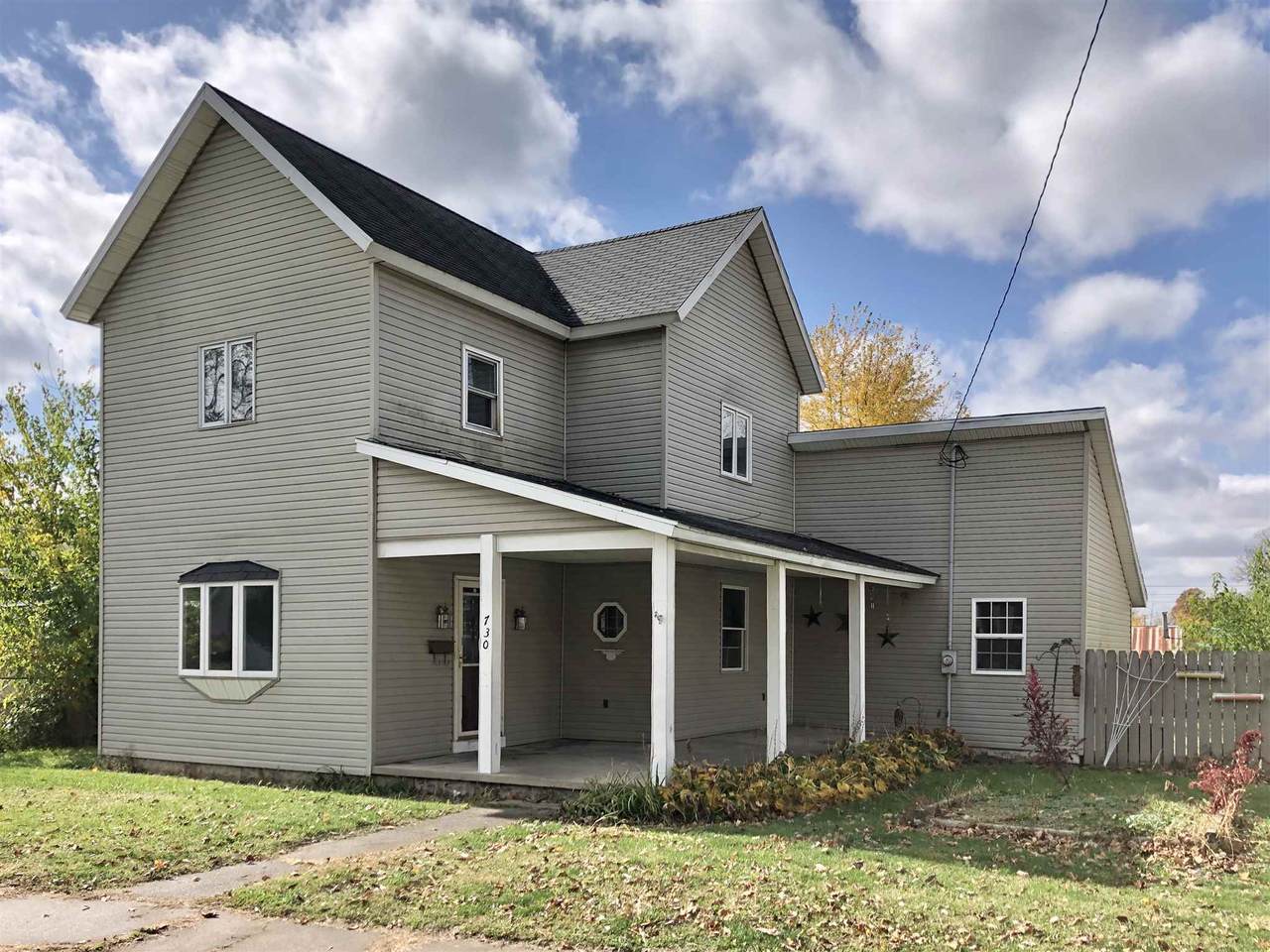 730 Richmond Street - Photo 1
