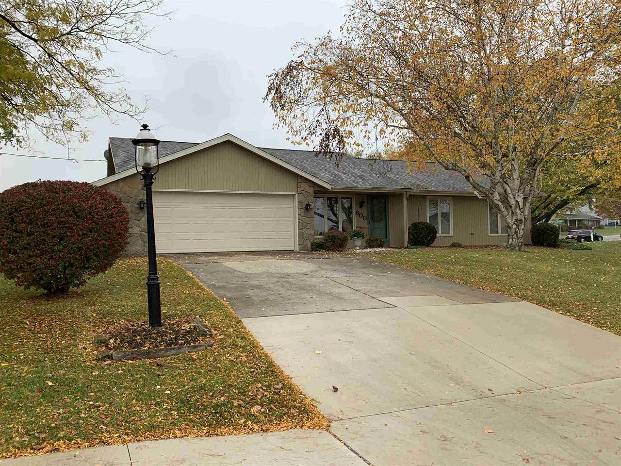 600 Redding Road - Photo 1