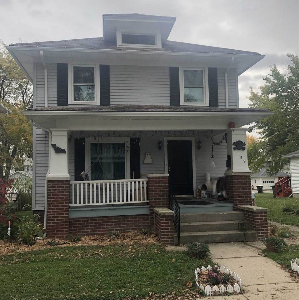 1129 Nuttman Avenue - Photo 1