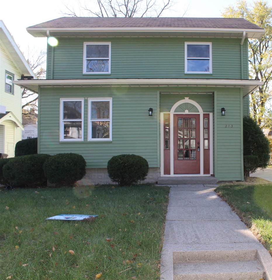 213 Seminole Circle - Photo 1