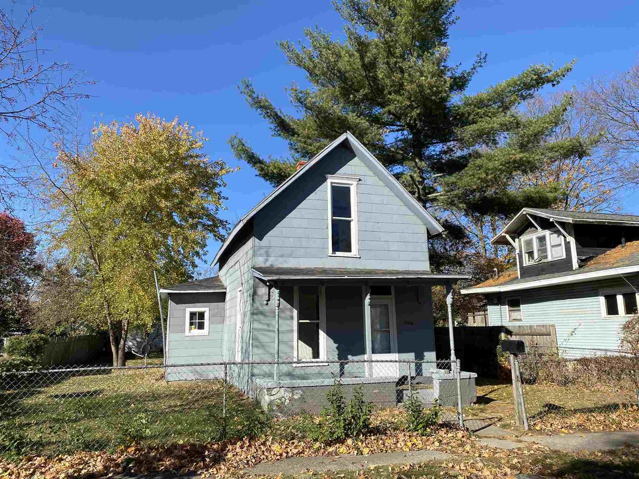 1106 Elm Street - Photo 1
