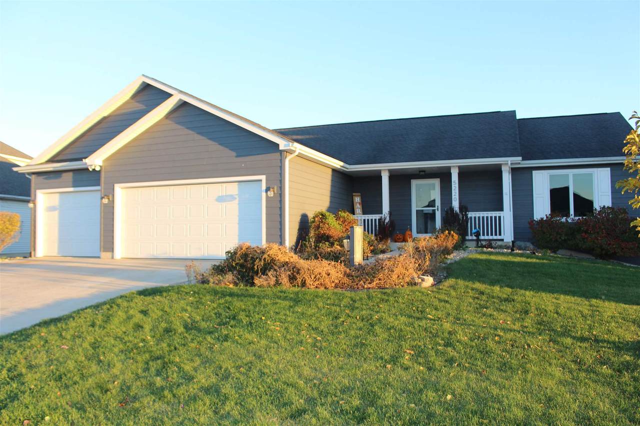 5220 Chablis Court - Photo 1
