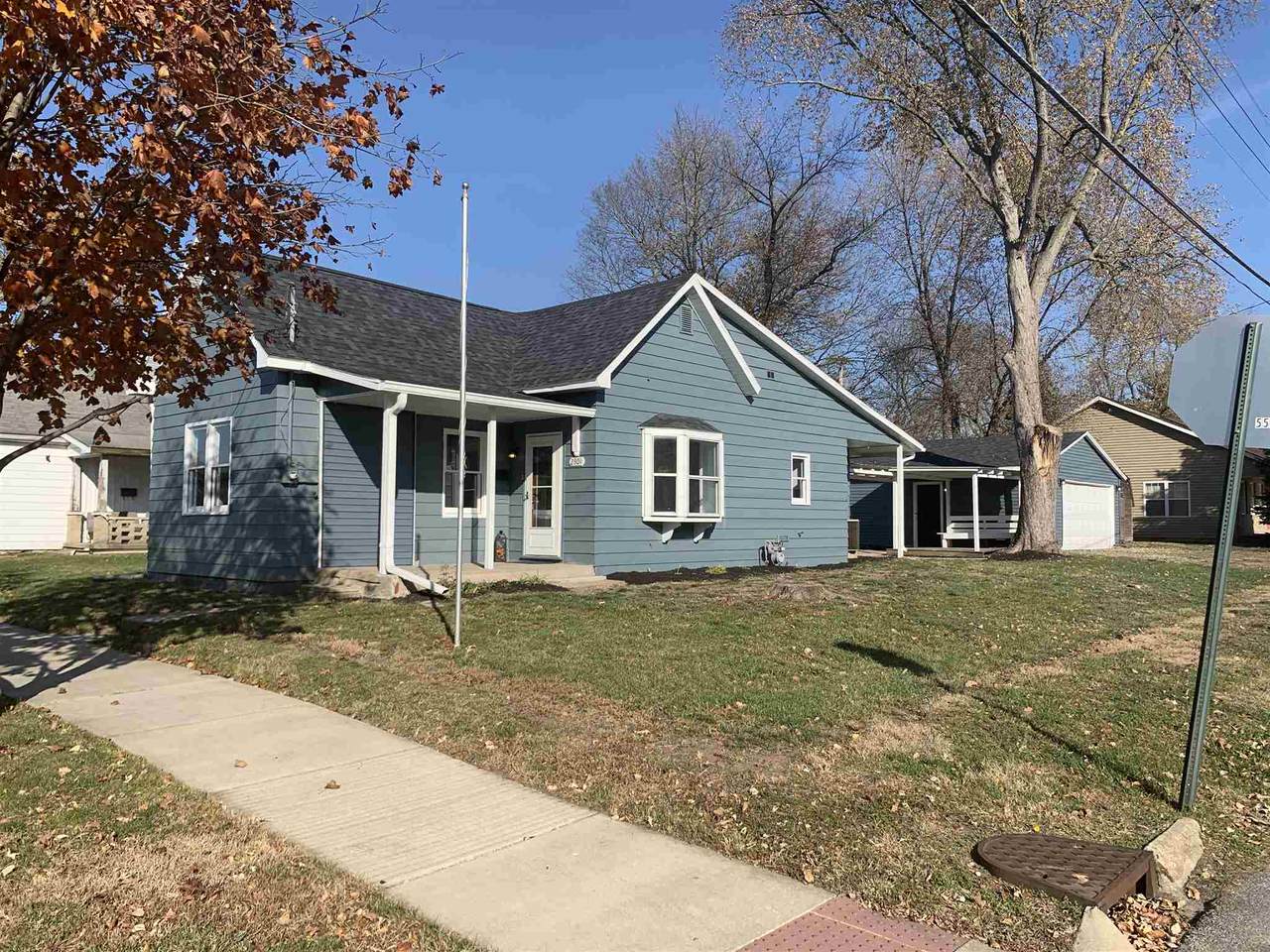 2301 19th Street - Photo 1