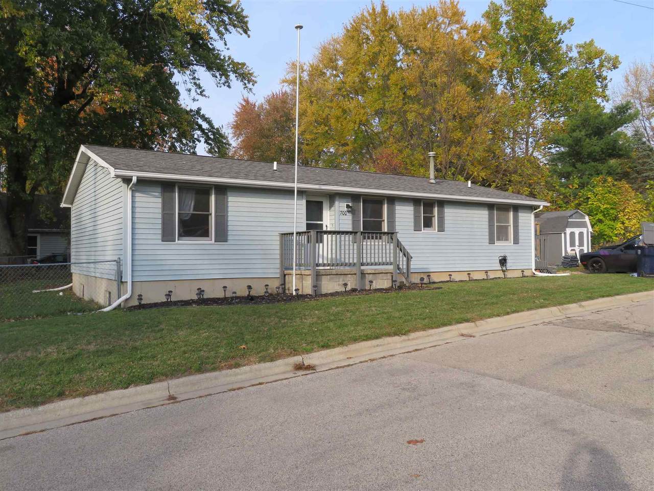 700 Eagle Street - Photo 1