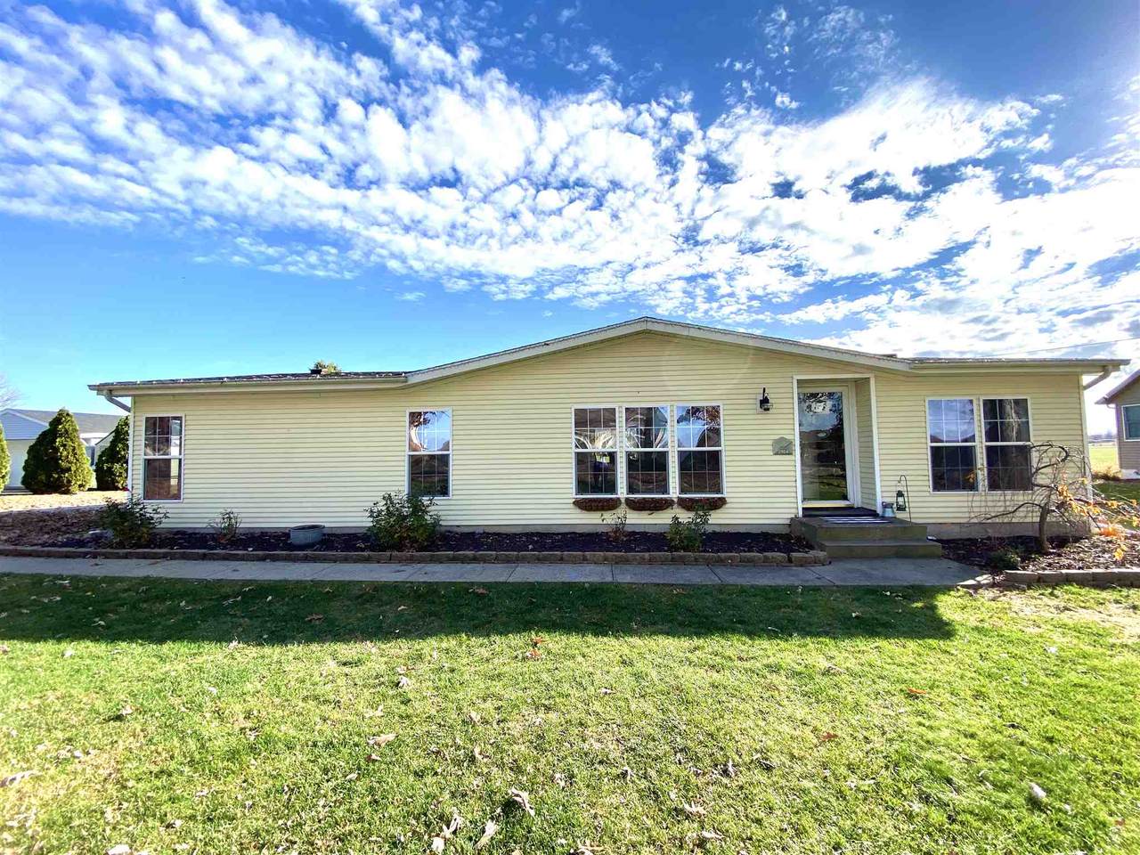 2914 Williamson Drive - Photo 1