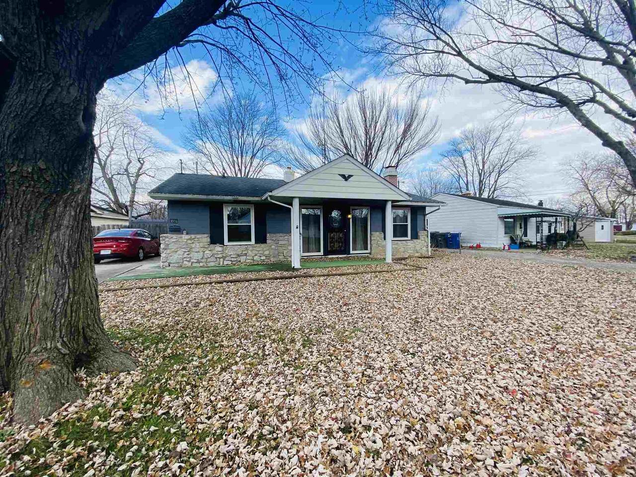 1016 Danbury Drive - Photo 1