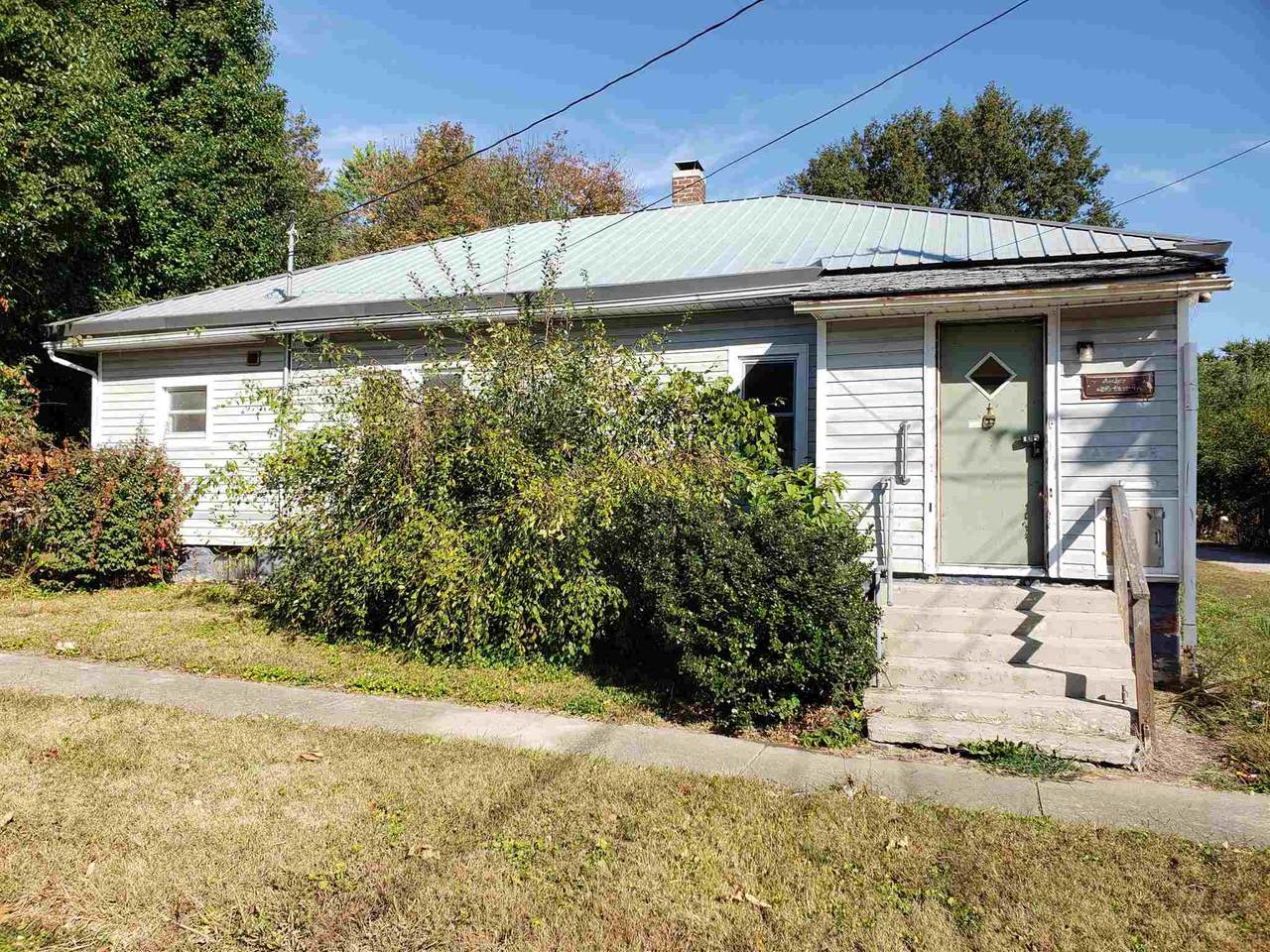 815 4th Street - Photo 1