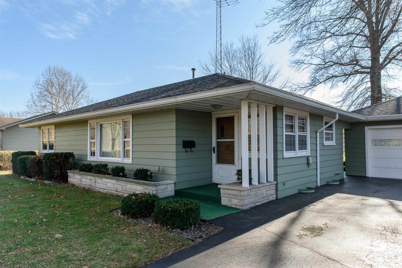 2431 Logansport Road - Photo 1