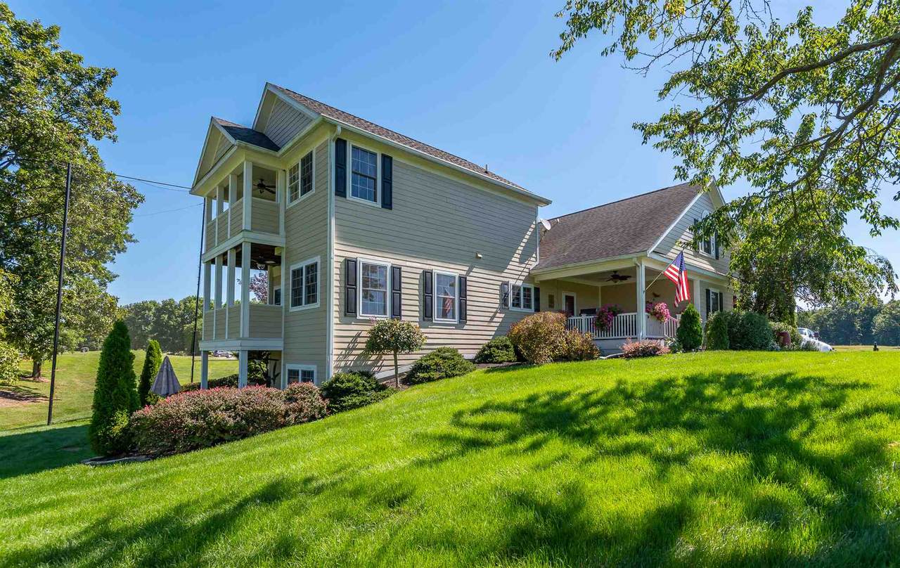 718 Crystal Court - Photo 1