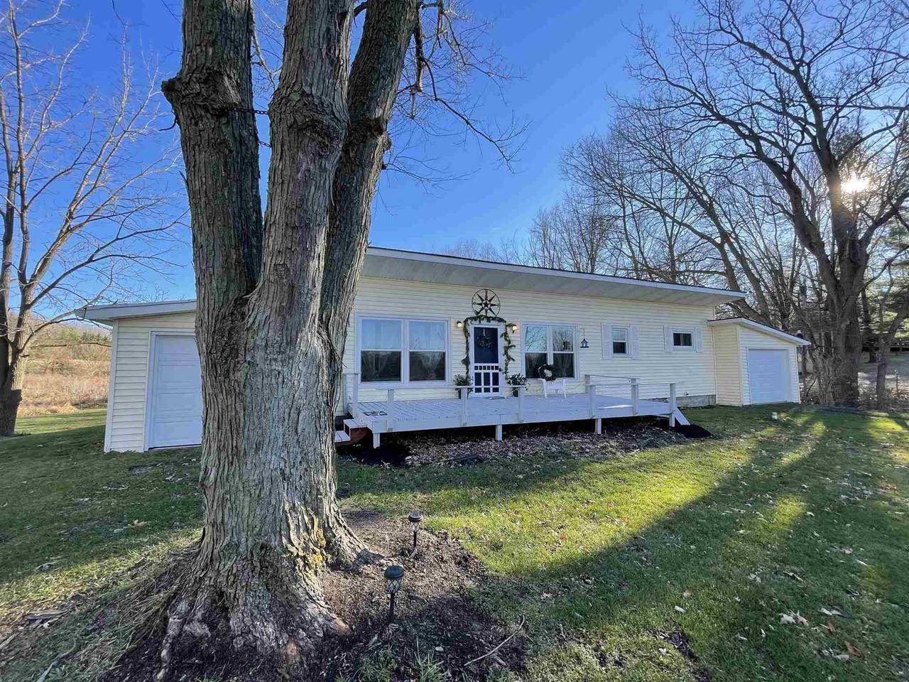 1939 Town Lake Road - Photo 1