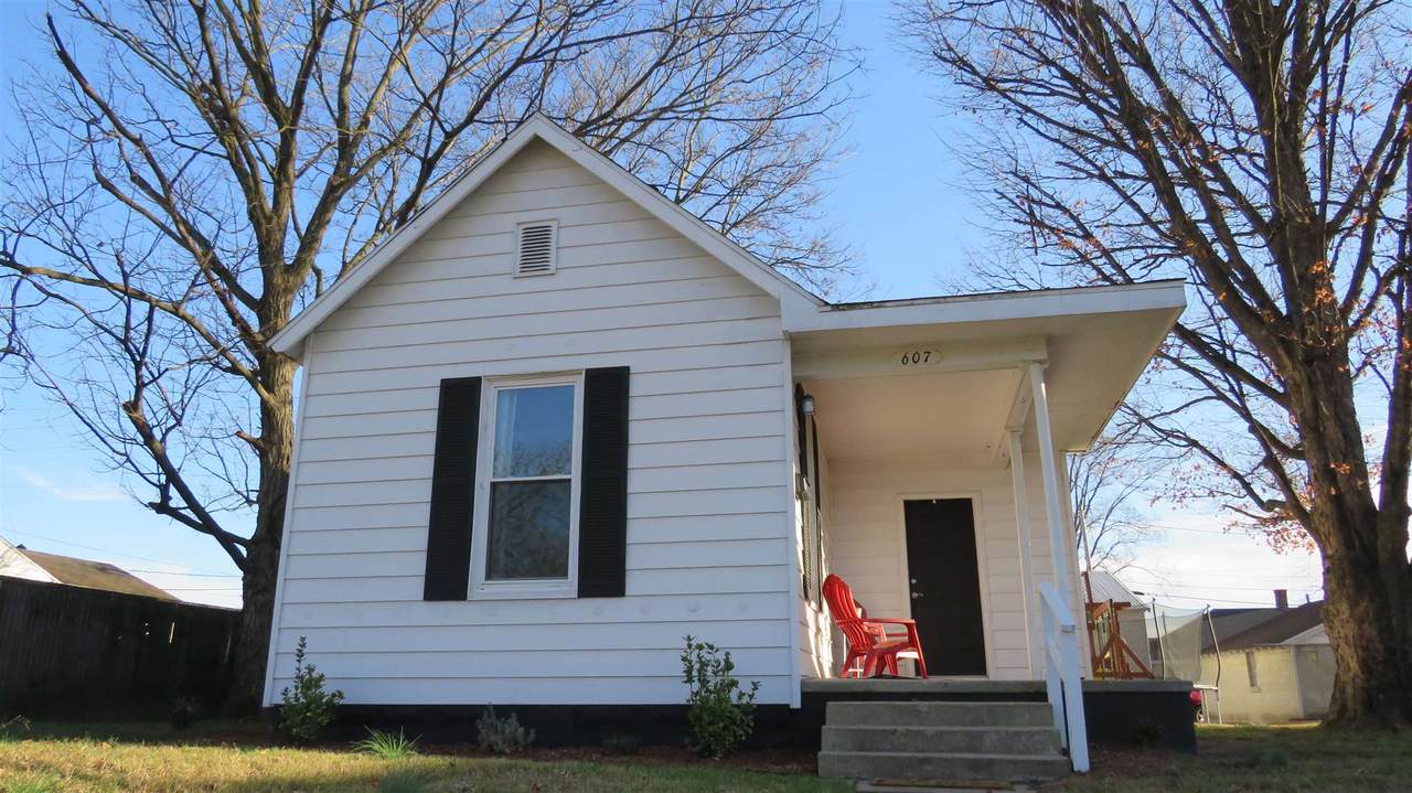 607 14th Street - Photo 1