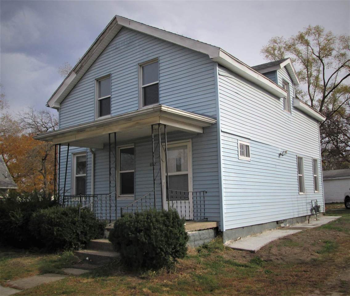 812 Diamond Avenue - Photo 1