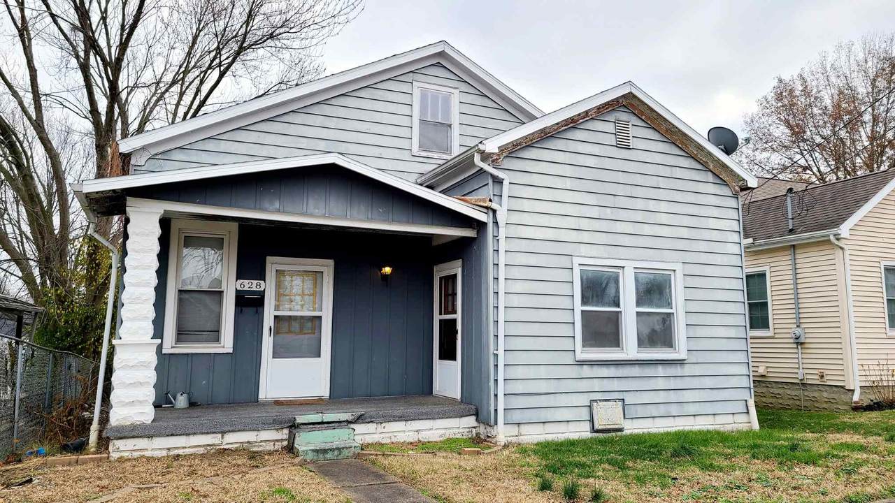 628 13th Street - Photo 1