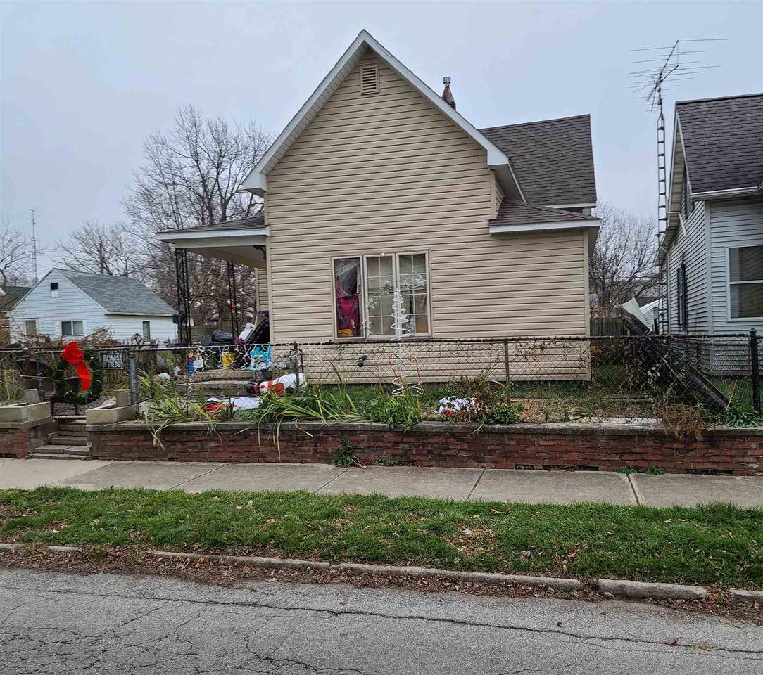 518 Elliot Street - Photo 1