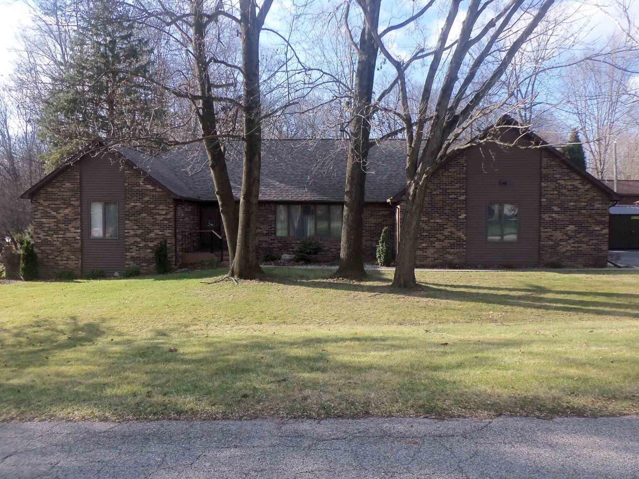 1792 Riverview Road - Photo 1