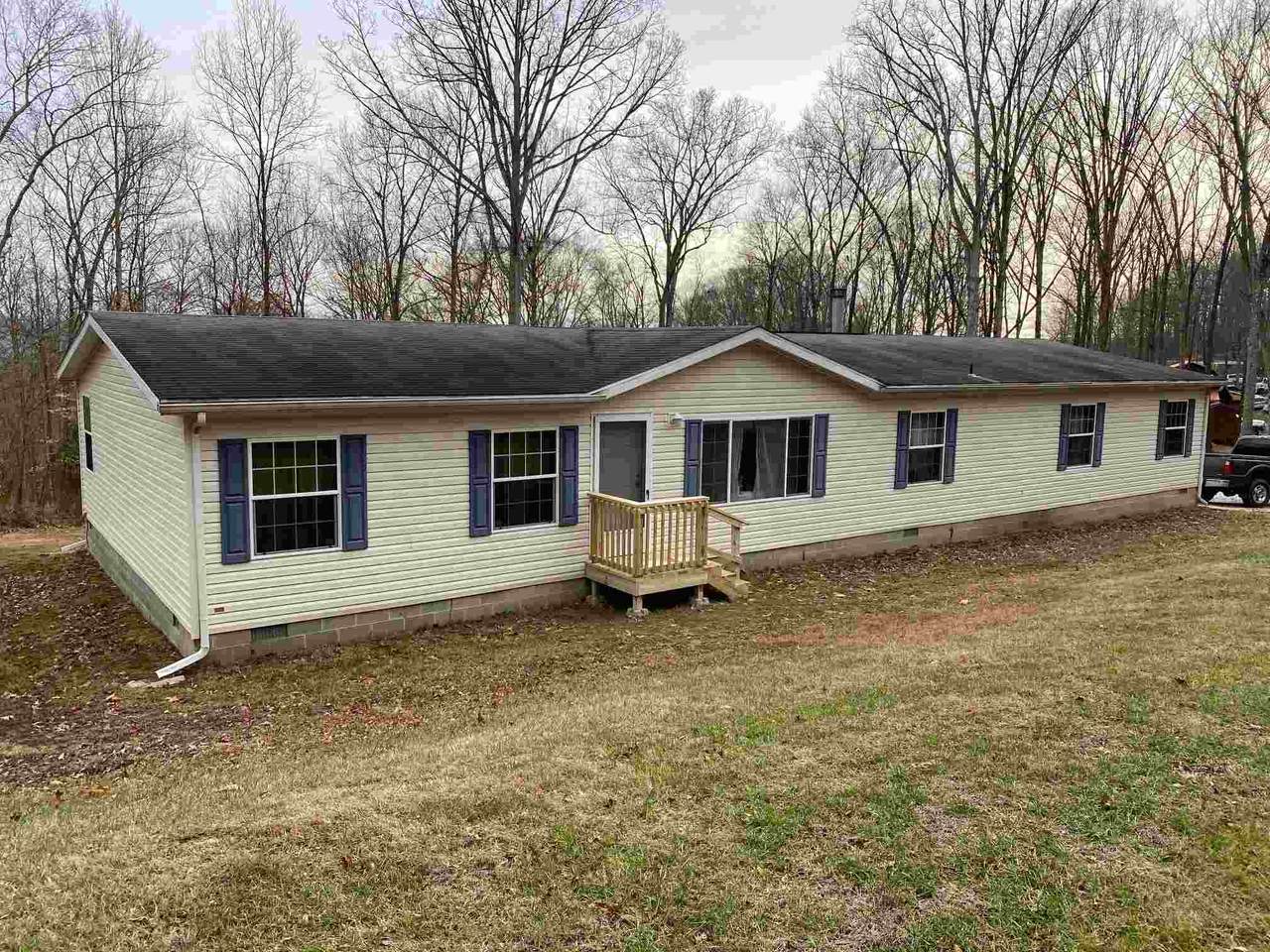 3942 Rollin Road - Photo 1