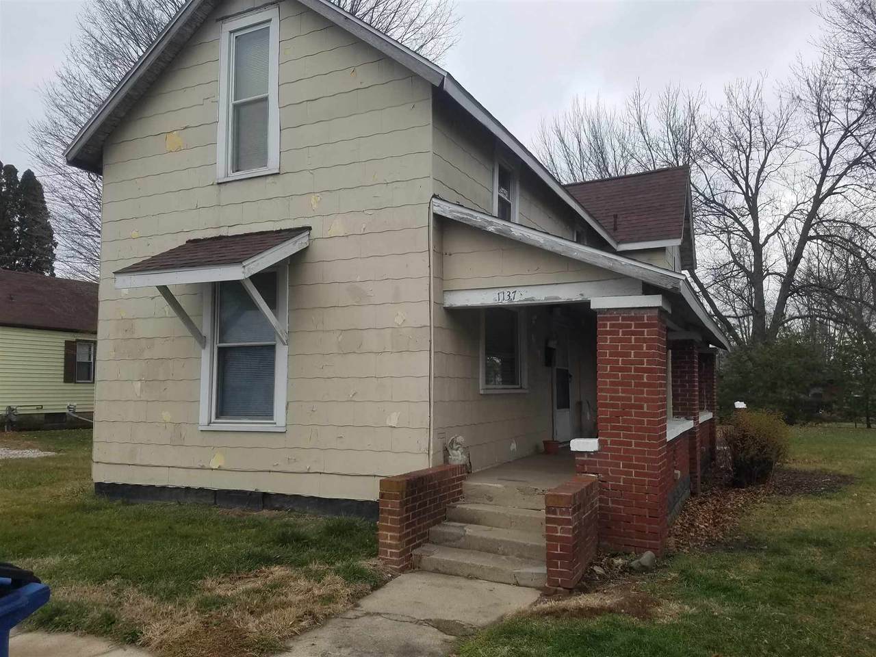 1137 30th Street - Photo 1