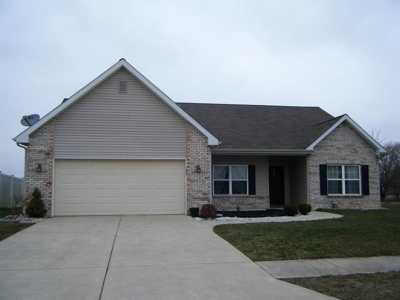 1902 Marjorie Lane - Photo 1