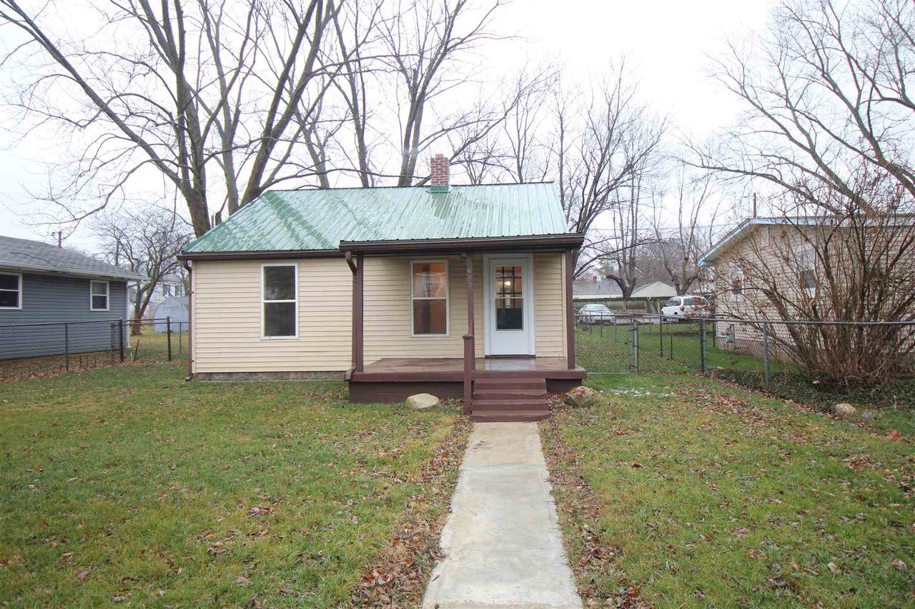 1643 16th Street - Photo 1