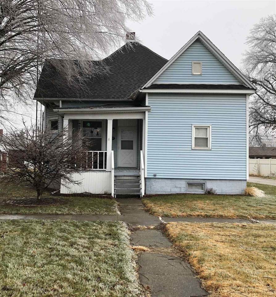 403 4th Street - Photo 1