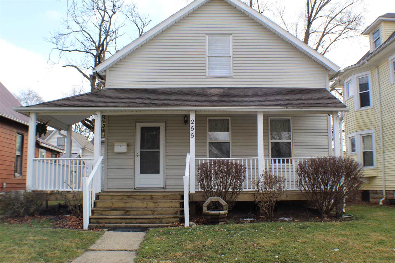 255 3rd Street - Photo 1