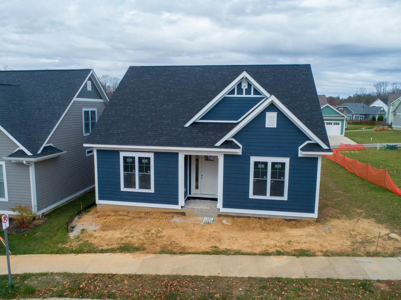 1624 Renwick Boulevard - Photo 1