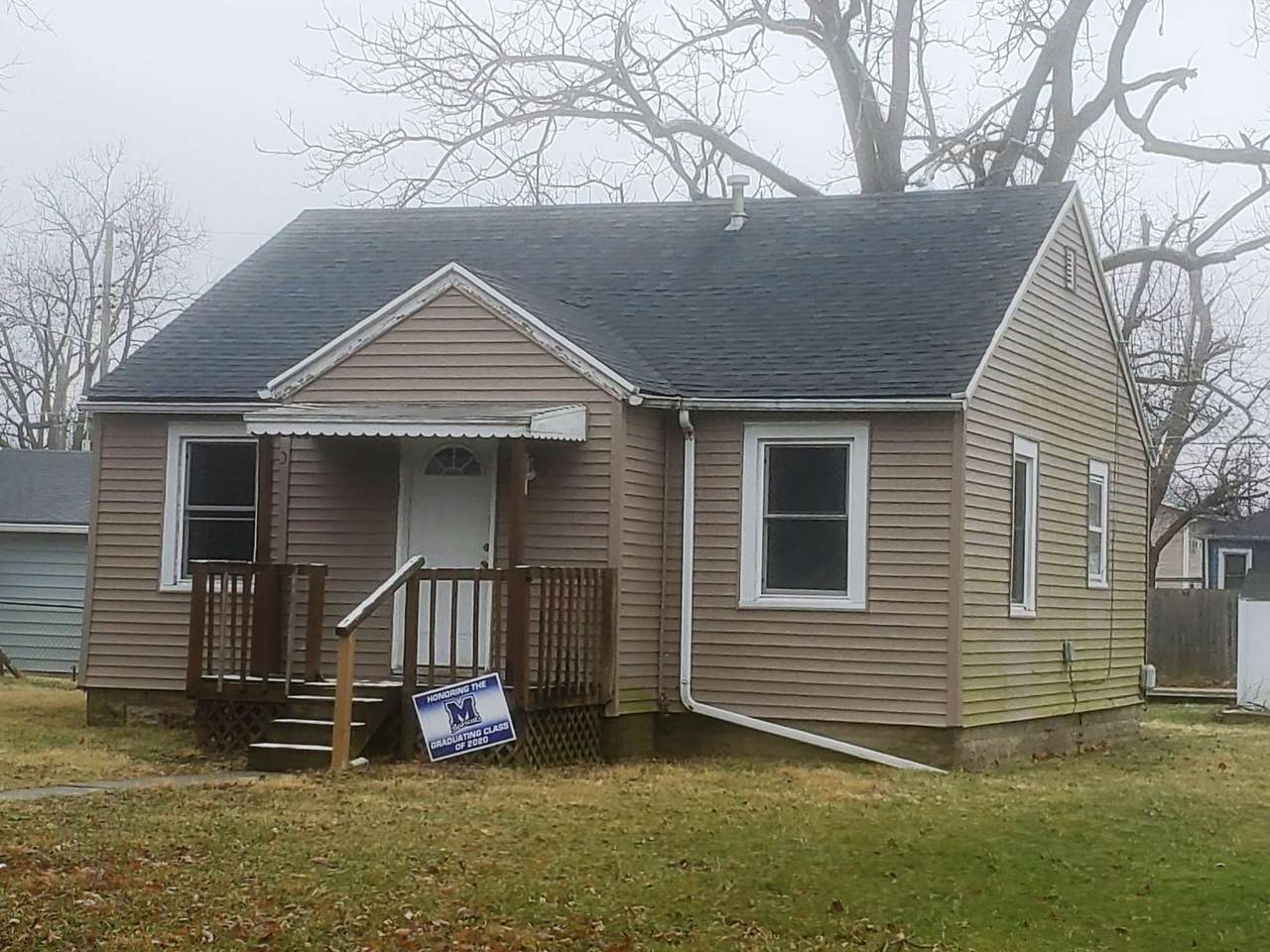 2105 Janney Street - Photo 1