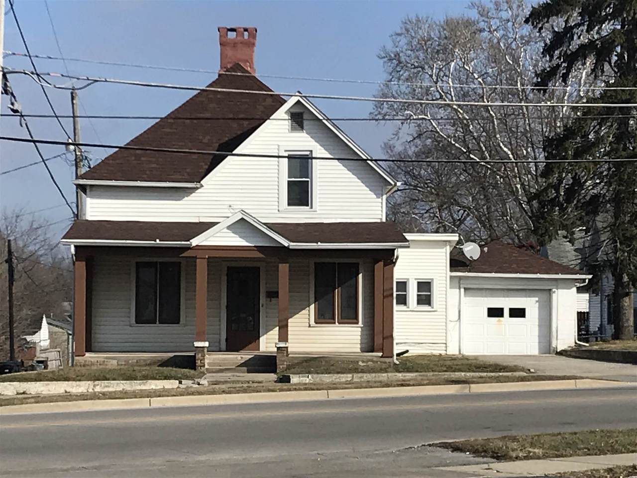 311 Broadway Street - Photo 1