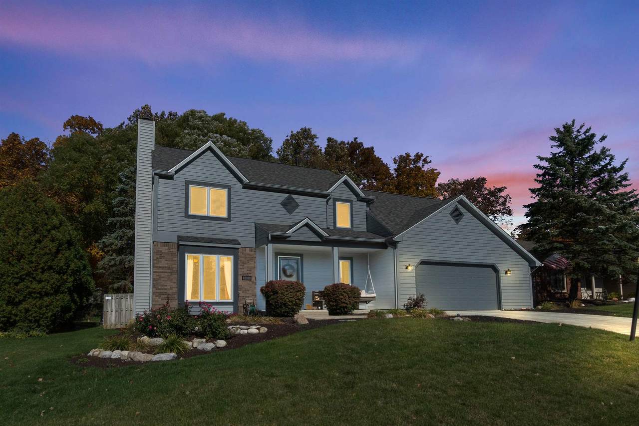 9422 Shorewood Trail - Photo 1