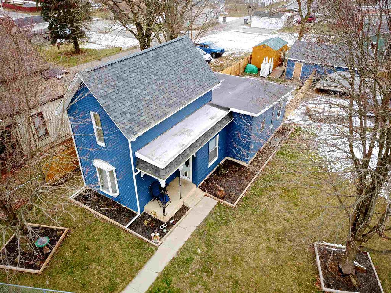 319 Middlebury Street - Photo 1