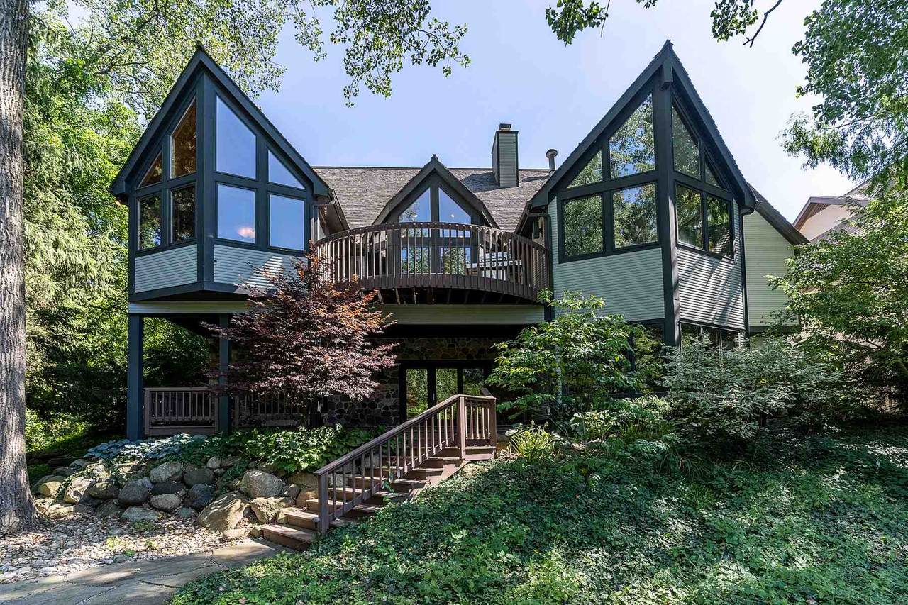 6932 Woodcroft Lane - Photo 1