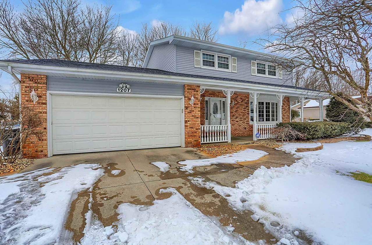 1207 Glenwood Park Drive - Photo 1