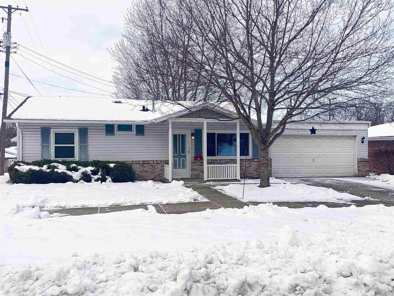 702 Mcdonald Street - Photo 1