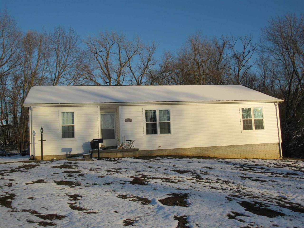379 North Mulberry Street - Photo 1