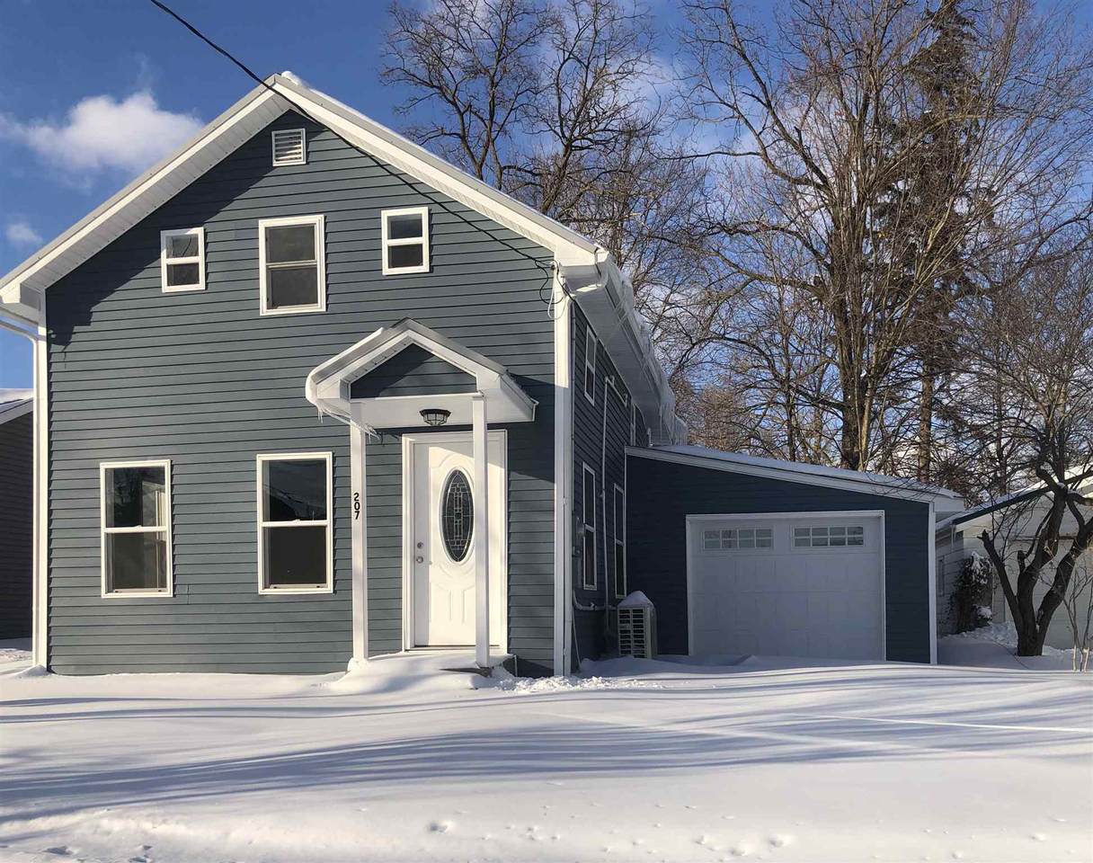 207 Gilmore Street - Photo 1