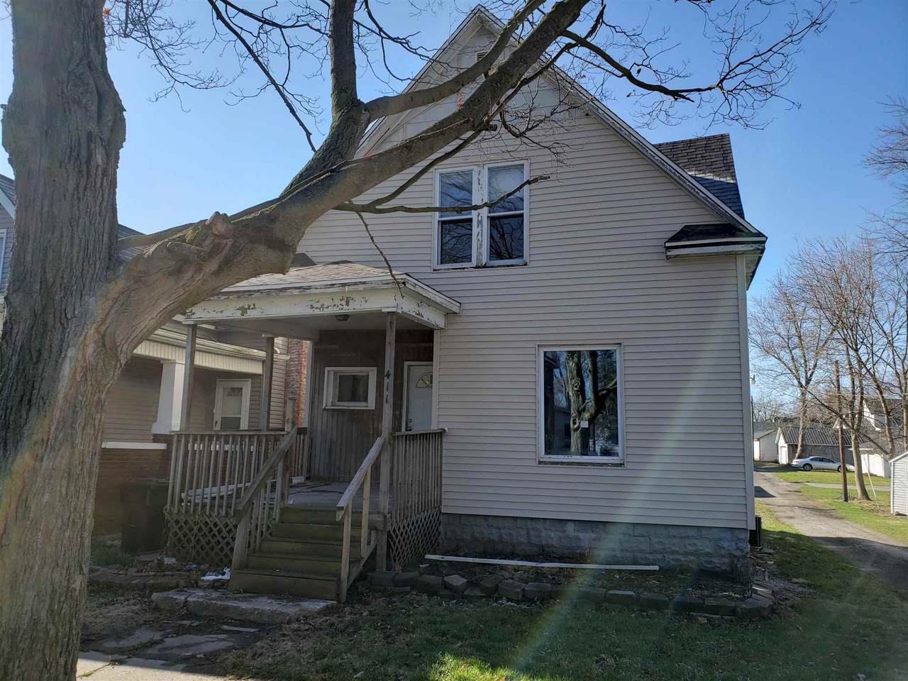411 King Street - Photo 1