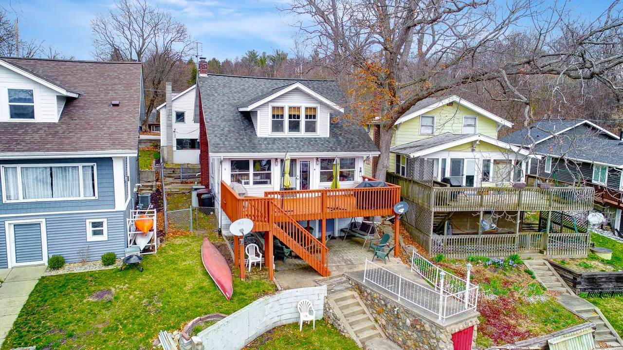 520 Spring Beach Road - Photo 1