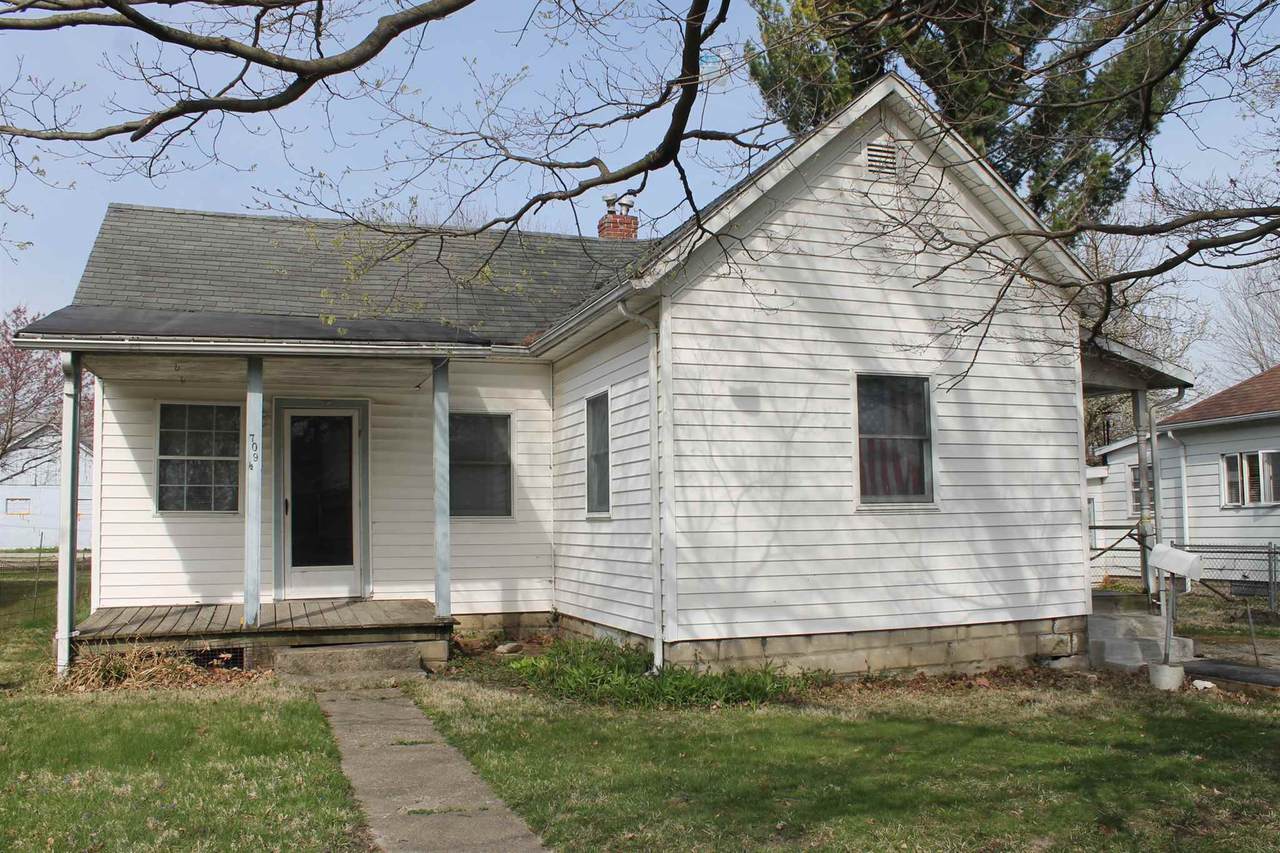 709 Jay Street - Photo 1