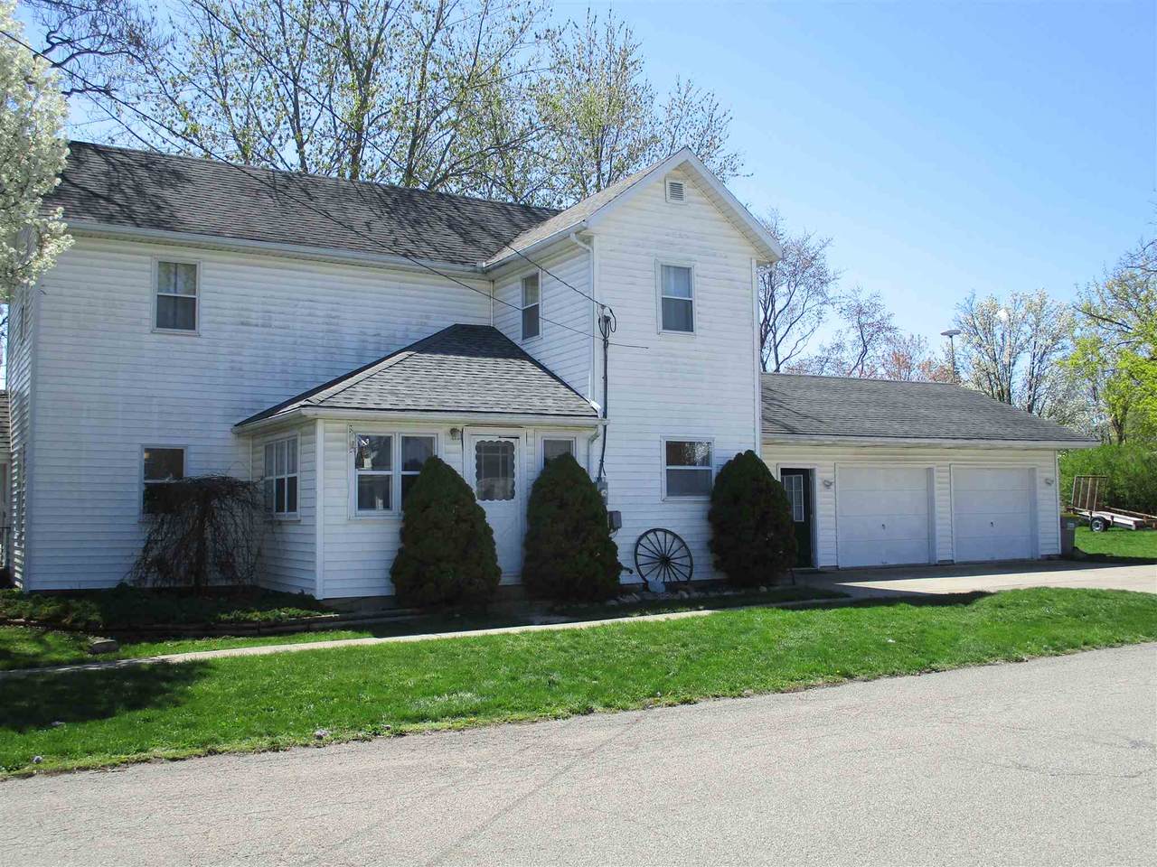 402 Green Street - Photo 1