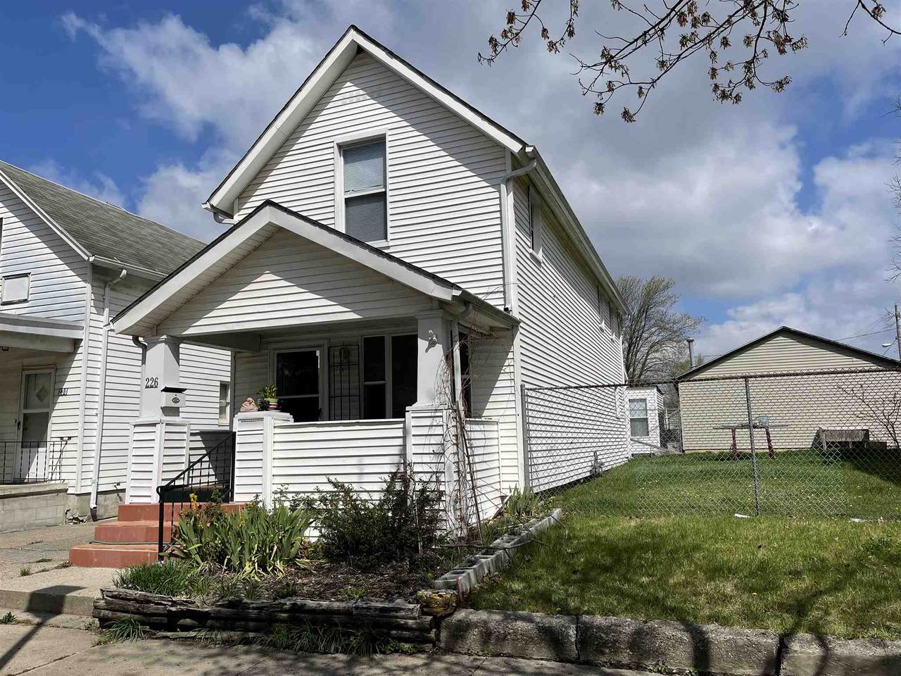 226 Williams Street - Photo 1