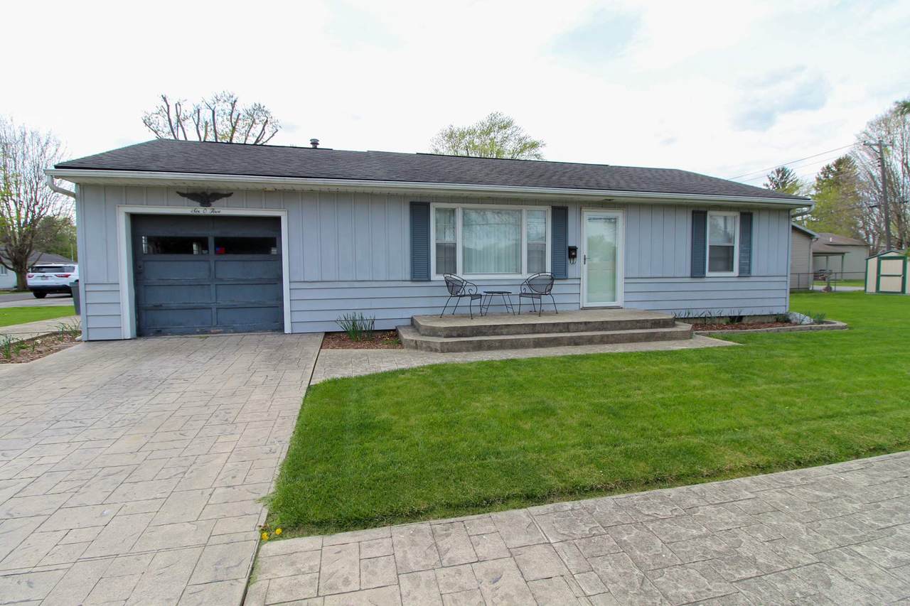 605 1st Street - Photo 1