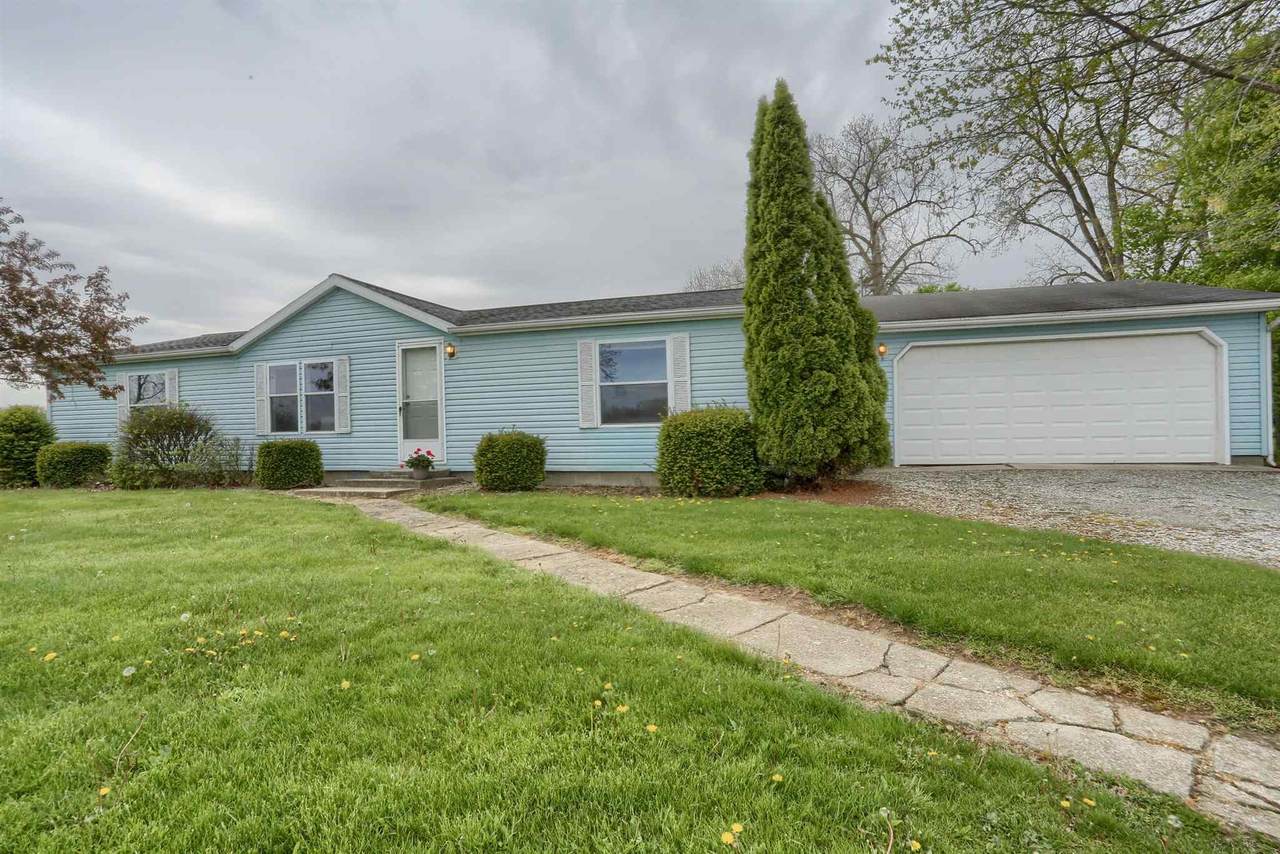 6173 1050 North Road - Photo 1