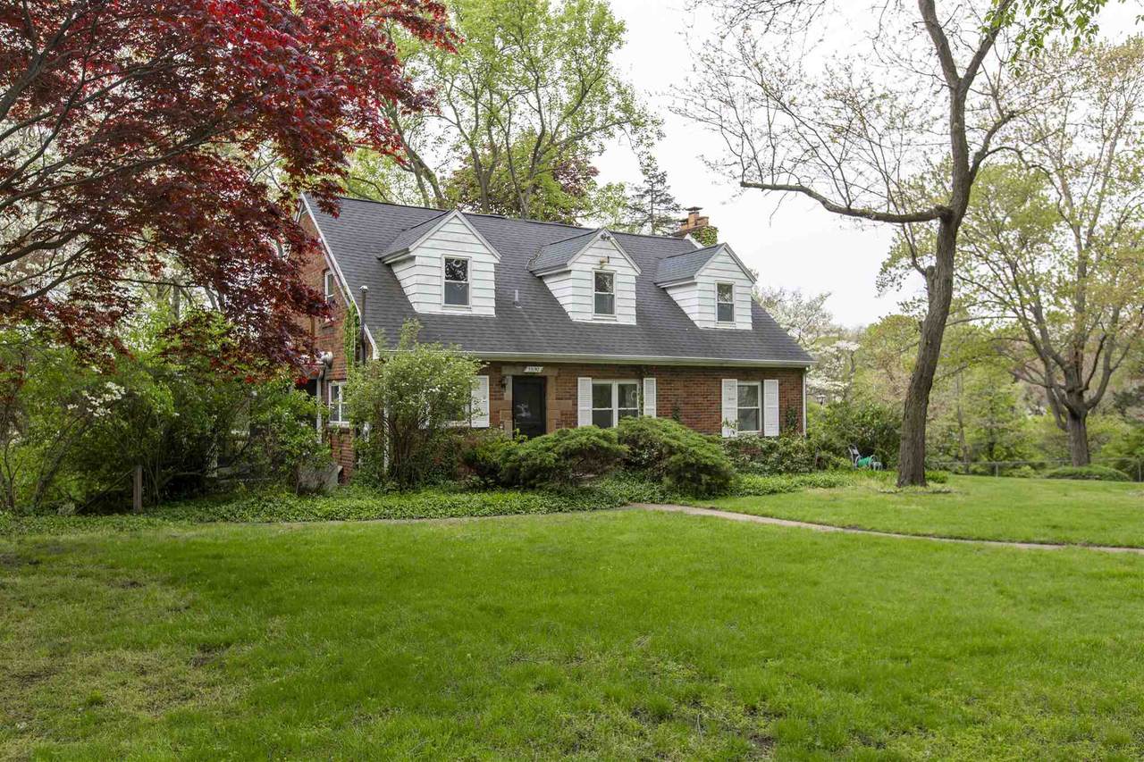 53190 Willow Run Road - Photo 1