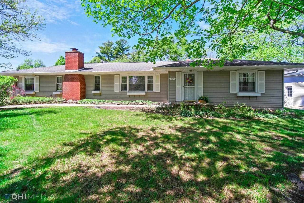 924 Academy Road - Photo 1