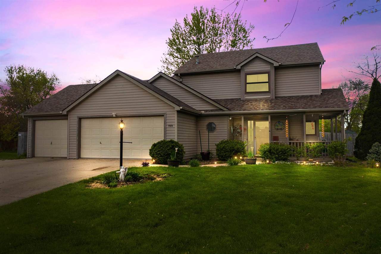 7909 Westwick Place - Photo 1