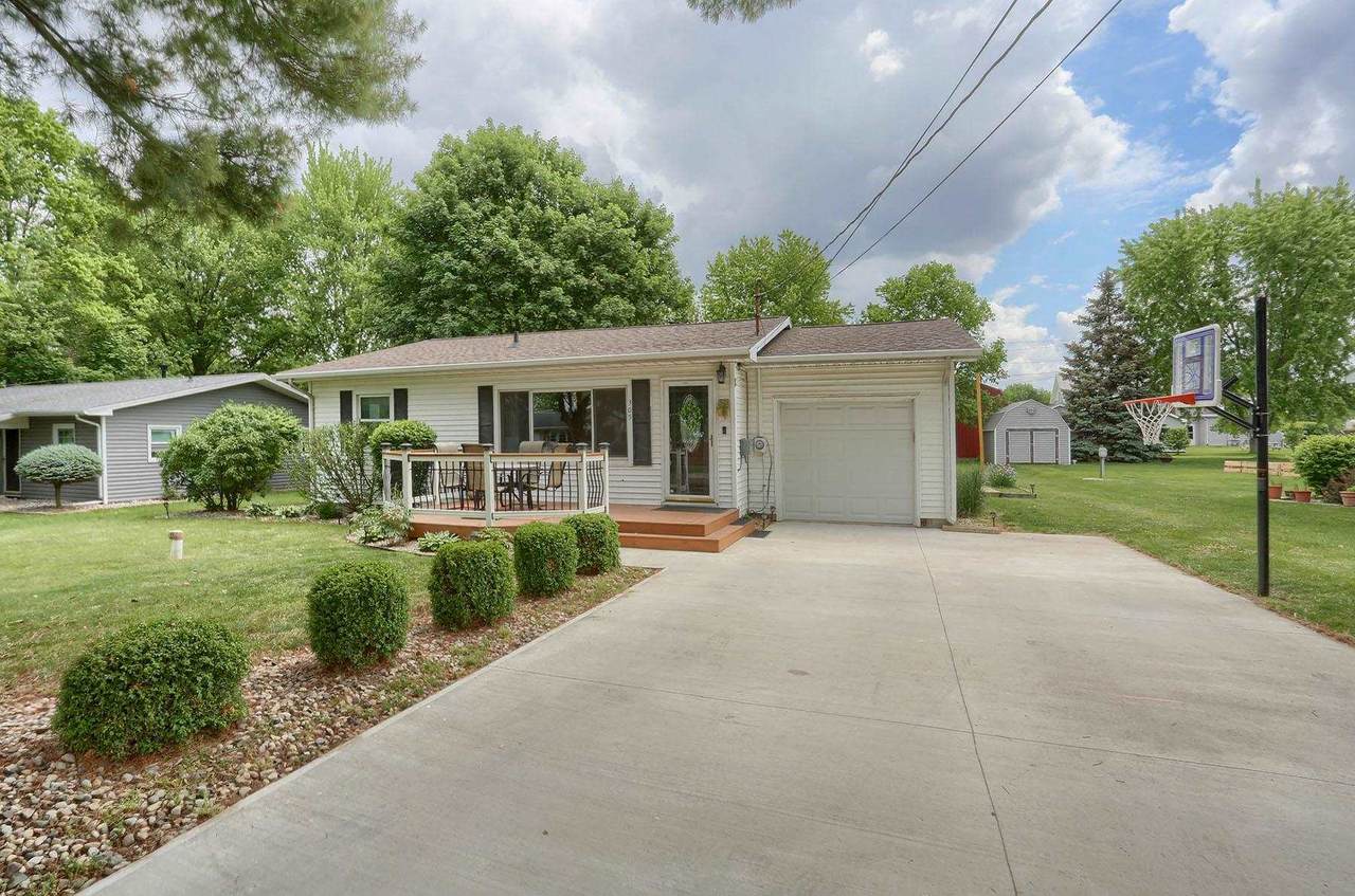 305 Donna Street - Photo 1